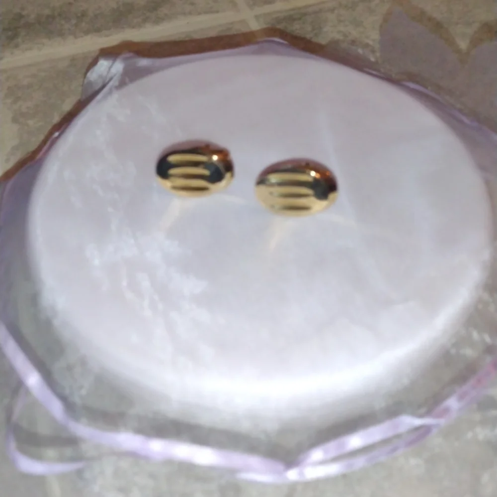 VINTAGE Gold Oval Cuff Links